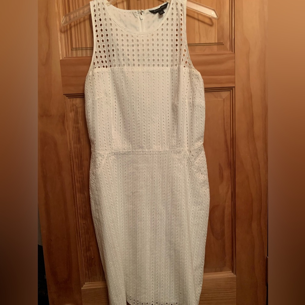 Banana size 4 eyelet dress